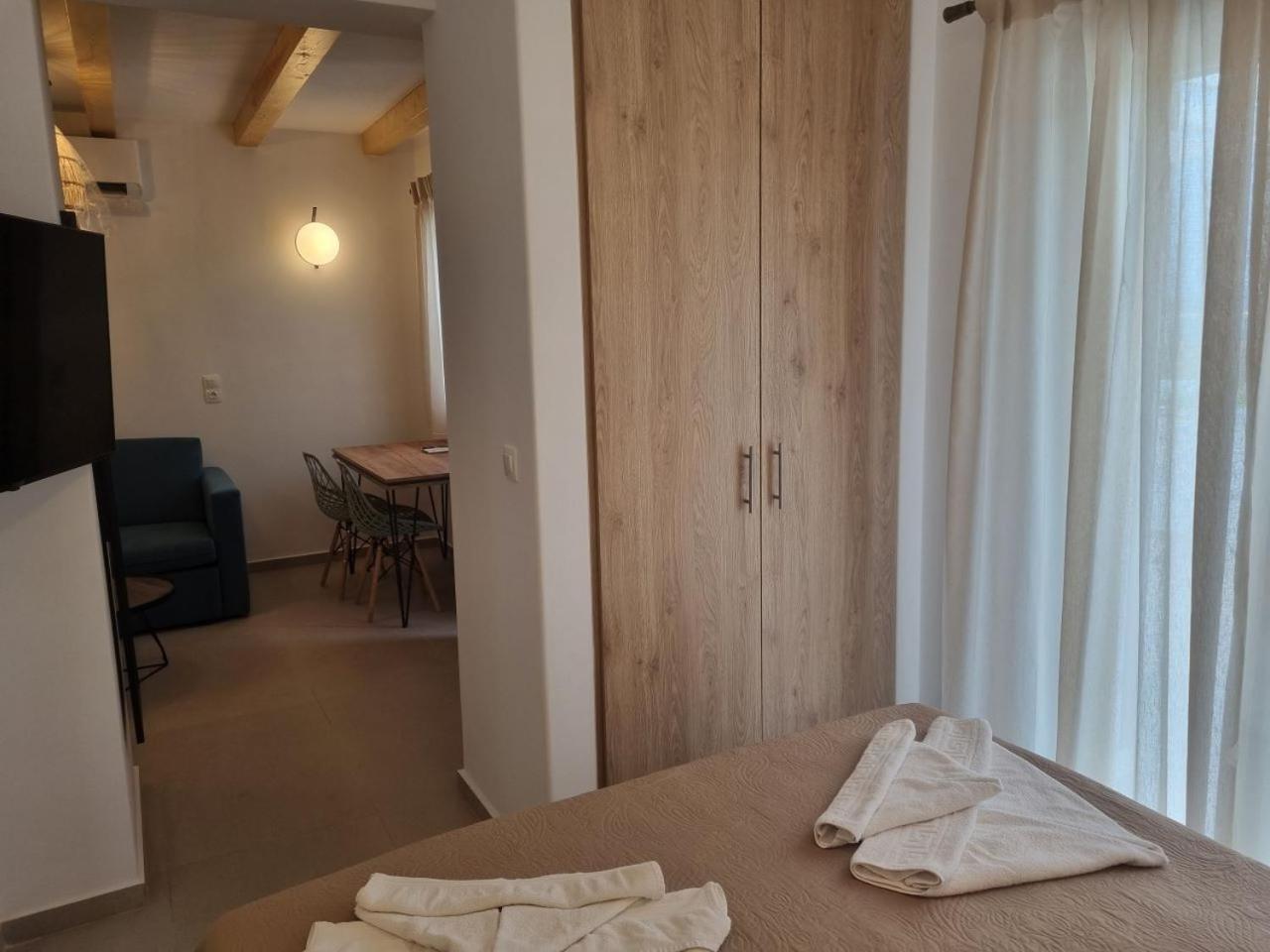Achilli Apartments سكيروس المظهر الخارجي الصورة